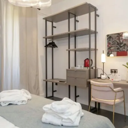Hotel Sevilla 2* Sevilha