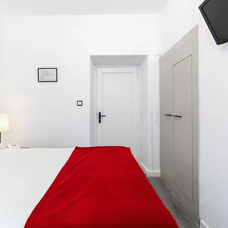 Hotel Sevilla 2* إشبيلية