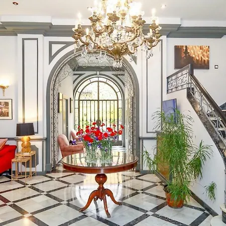 Hotel Sevilla فندق 2*